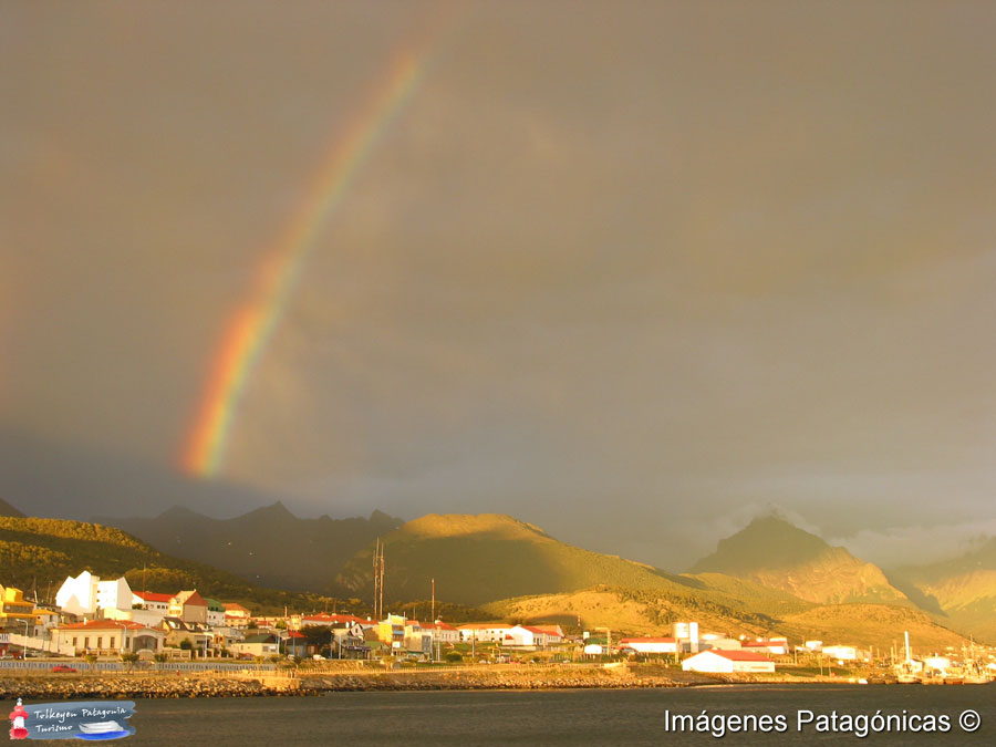 Arcoiris, vista desde el Canal Beagle Tolkeyen Patagonia Turismo