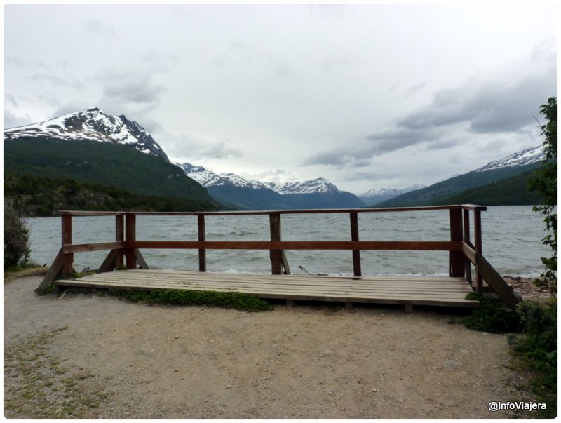 Ushuaia_Parque_Nacional_Tierra_del_Fuego_Lago_Roca