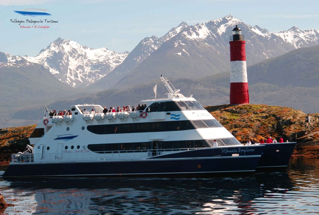 Navegando el Canal de Beagle